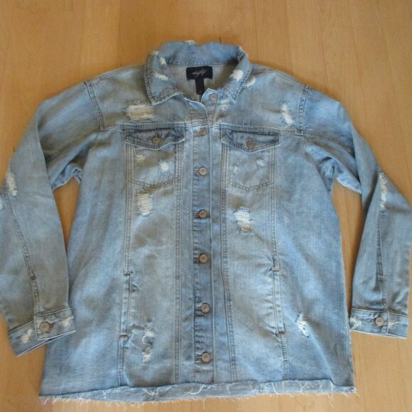 New The Buckle Daytrip Denim Jacket & Vocal Graphic Top L/XL - Picture 6 of 15